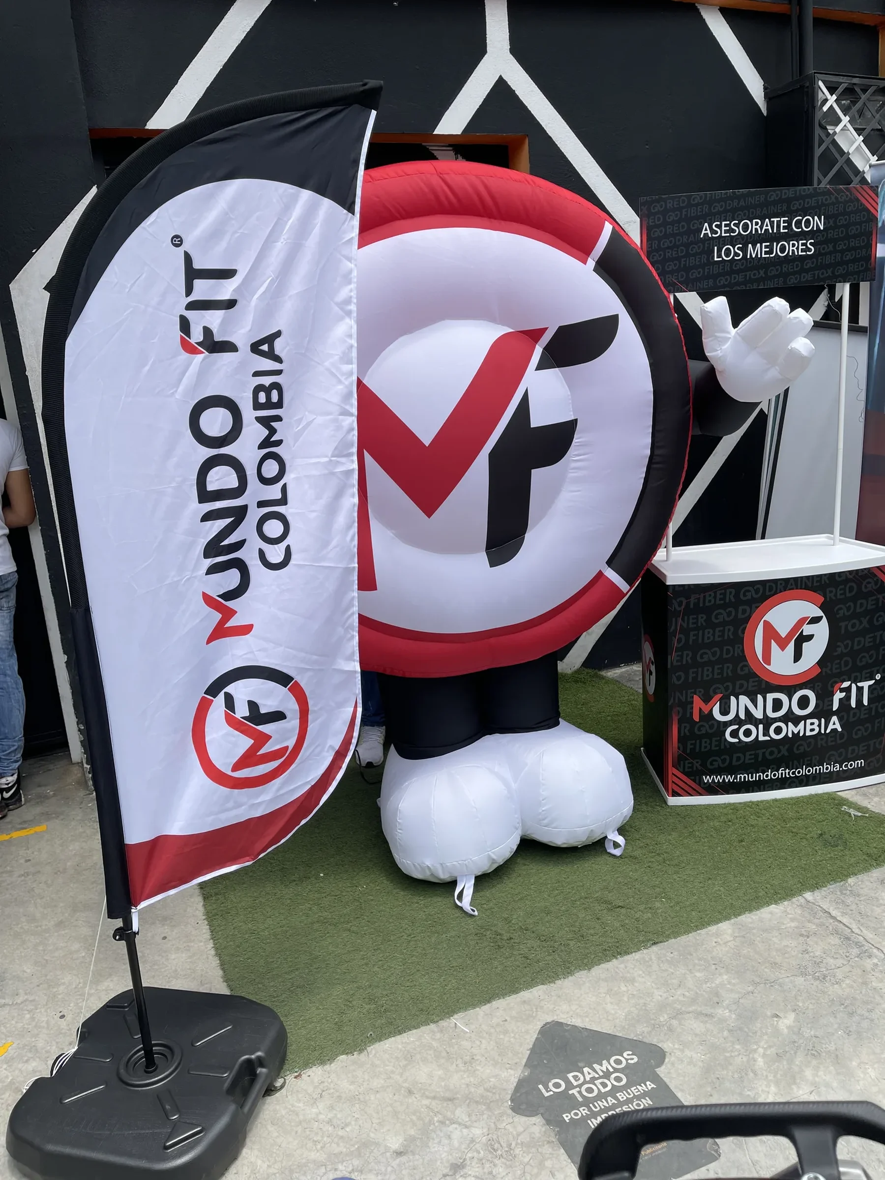 Mundo Fit · Kit Promocional